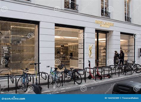 st laurent stores in Paris